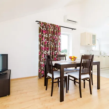 Charming In With Sea View - 45 M² Apartamento