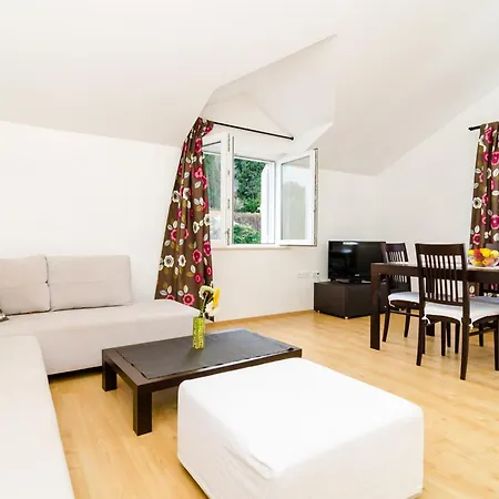 Charming In With Sea View - 45 M² * Dubrovnik