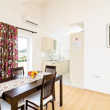 Charming In With Sea View - 45 M² Apartment Dubrovnik